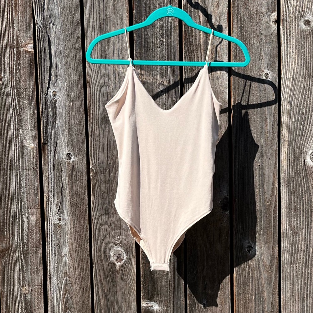 Gaze tan bodysuit size XS